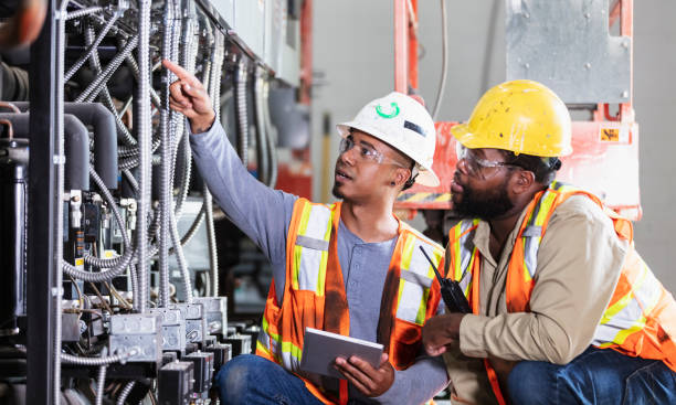 Best Industrial Electrical Services  in Massapequa Park, NY