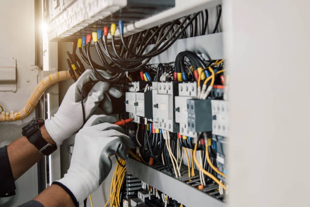 Best Commercial Electrician Services  in Massapequa Park, NY